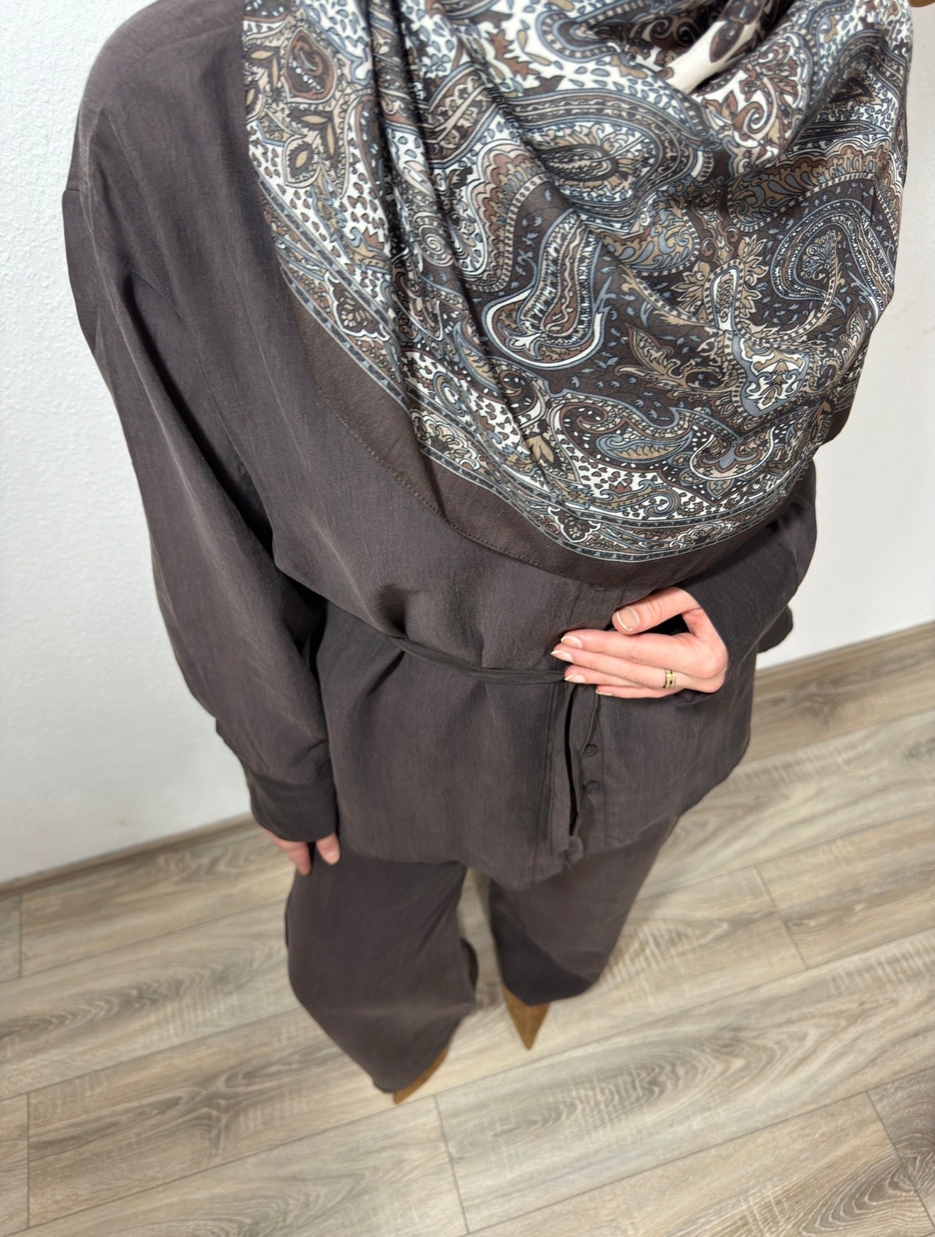 Hemd-Palazzo-Set mit Bindegürtel
